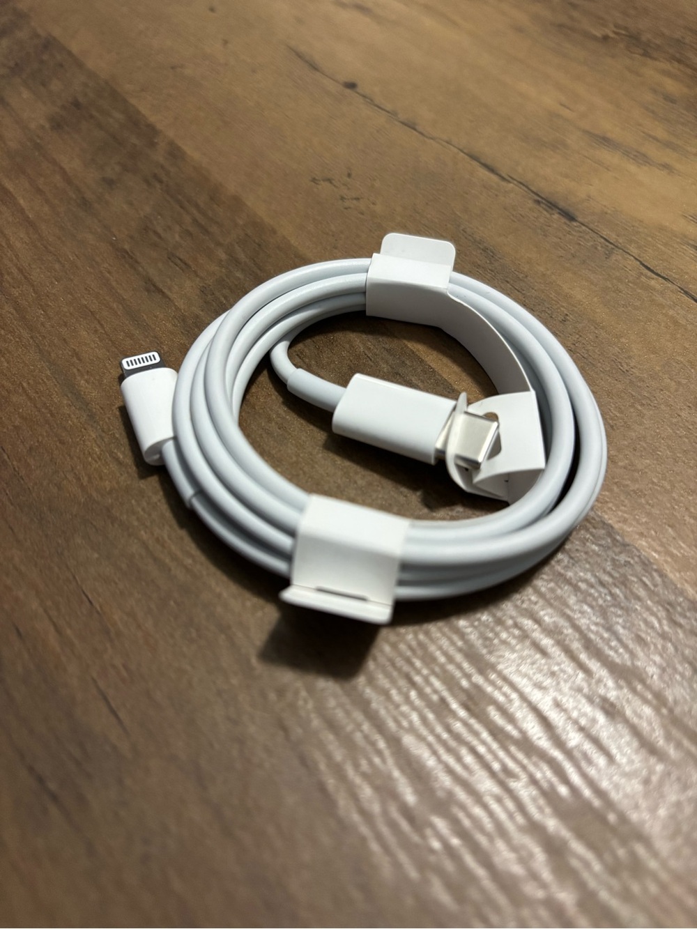 Apple USB-C to Lightning Cable - Charger (1m length)